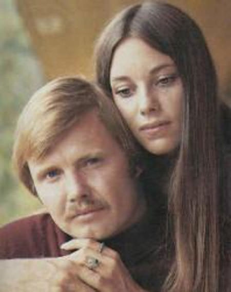 Angelina Jolie'nin bilinmeyenleri