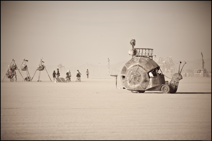 Her yıl binlerce kişiyi toplayan Yanan Adam Festivali