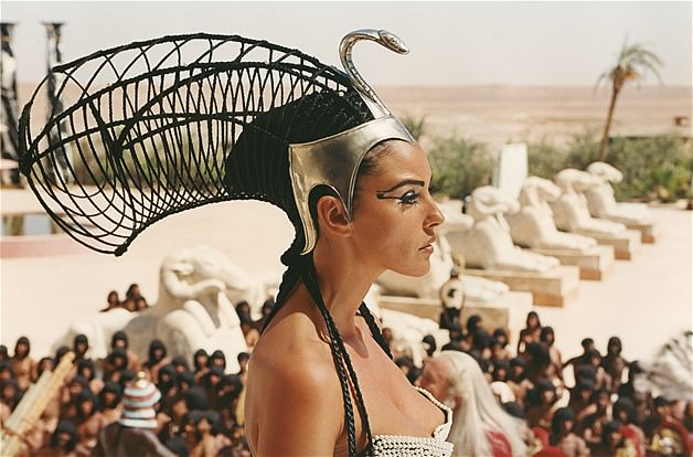 Terk edilmiş film setleri