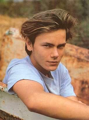 Genç yaşta hayatını kaybeden ünlüler