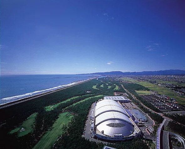 Dünyanın en büyük yapay plajı