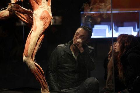 Plastinasyon vücutlar nasıl hazırlanıyor?