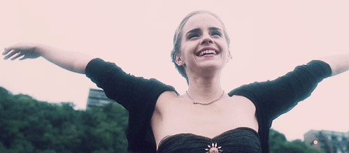 En iyi Emma Watson gifleri!