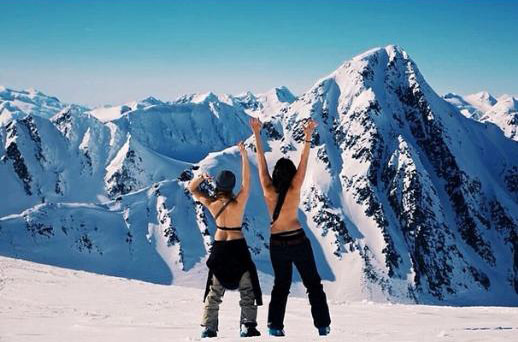 Yeni çılgınlık 'üstsüzler'