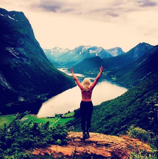 Yeni çılgınlık 'üstsüzler'