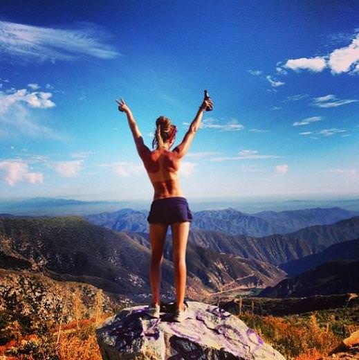 Yeni çılgınlık 'üstsüzler'