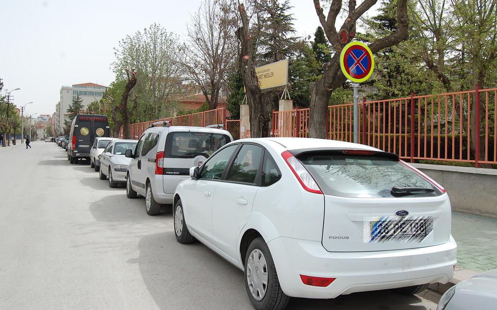 Nasıl mükemmel araba park edilir