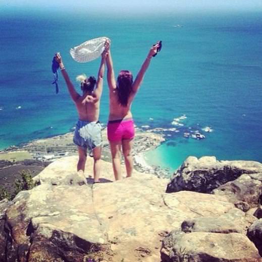 Yeni çılgınlık 'üstsüzler'