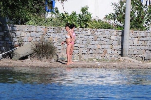 Nurgül Yeşilçay yaza erken girdi