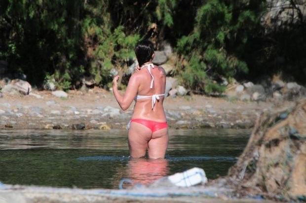 Nurgül Yeşilçay yaza erken girdi