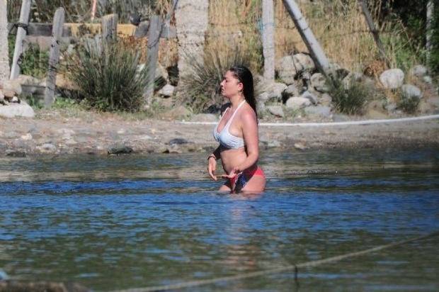 Nurgül Yeşilçay yaza erken girdi