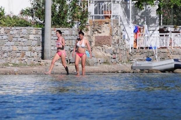 Nurgül Yeşilçay yaza erken girdi