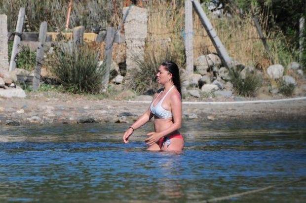 Nurgül Yeşilçay yaza erken girdi