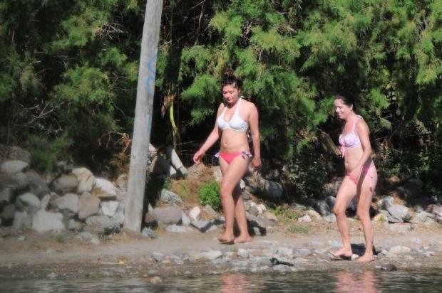 Nurgül Yeşilçay yaza erken girdi