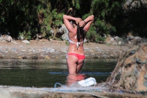 Nurgül Yeşilçay yaza erken girdi