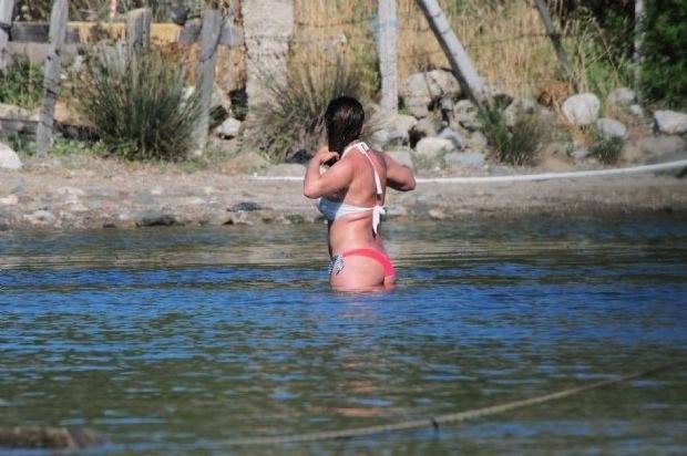 Nurgül Yeşilçay yaza erken girdi