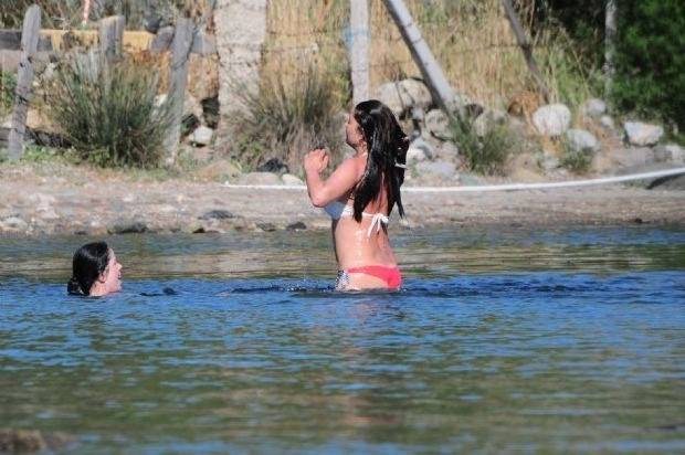 Nurgül Yeşilçay yaza erken girdi