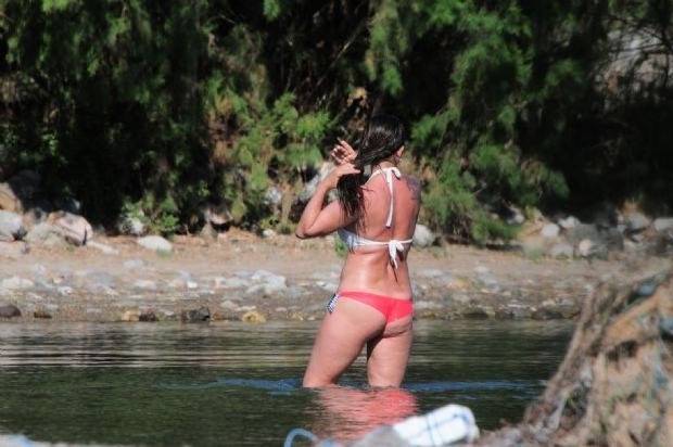 Nurgül Yeşilçay yaza erken girdi