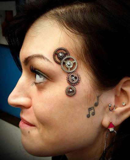 Sıradışı vücut süsleme sanatları