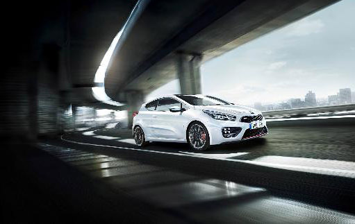 Otomobil dünyasının en yeni modelleri