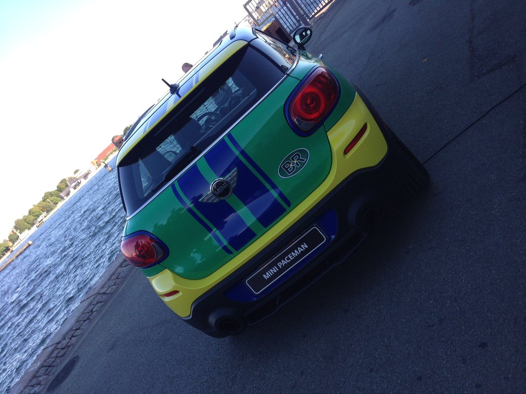 Köprüden geçti MINI