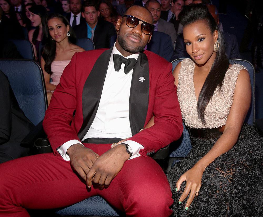 En iyi giyinen sporcular