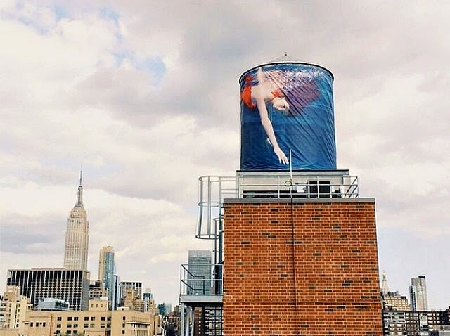 Sanatçılar New York silüetine dokundu