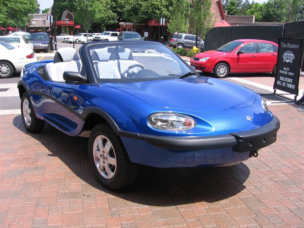 Hem karada hem denizde