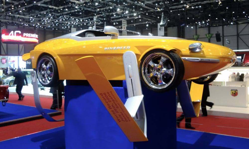 Hem karada hem denizde