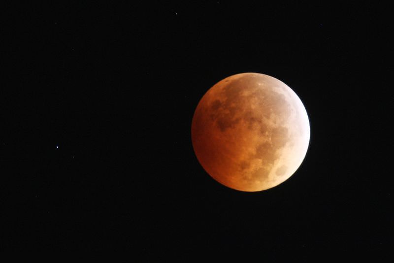 Kanlı ay tutulması büyüledi