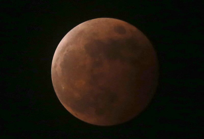 Kanlı ay tutulması büyüledi