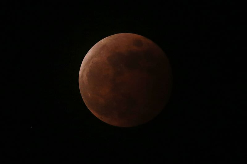 Kanlı ay tutulması büyüledi