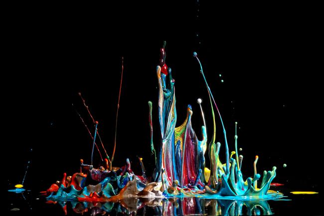 Rengarenk boyalar “tekno” dinlerse ne olur?