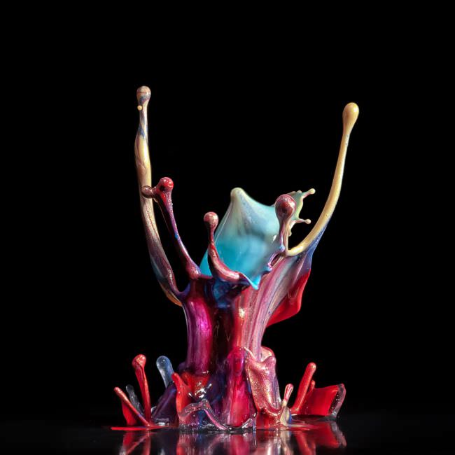 Rengarenk boyalar “tekno” dinlerse ne olur?