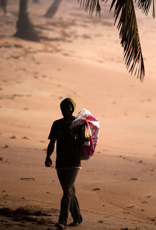 Varlık içinde yokluk ülkesi: Fildişi Sahili