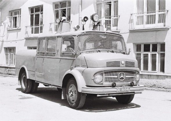 Geçmişten günümüze polis araçları