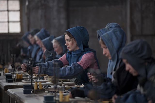 Güzel astronot: Anne Hathaway