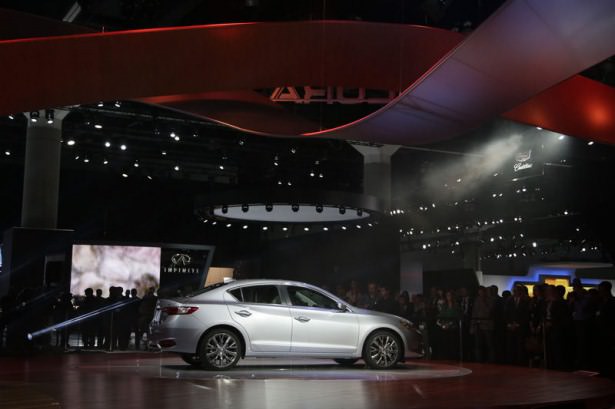 Herkesin gözü orada