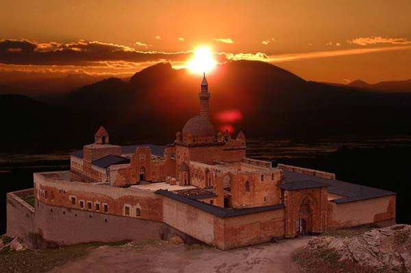 İsimleri Cumhuriyet ile değişen iller