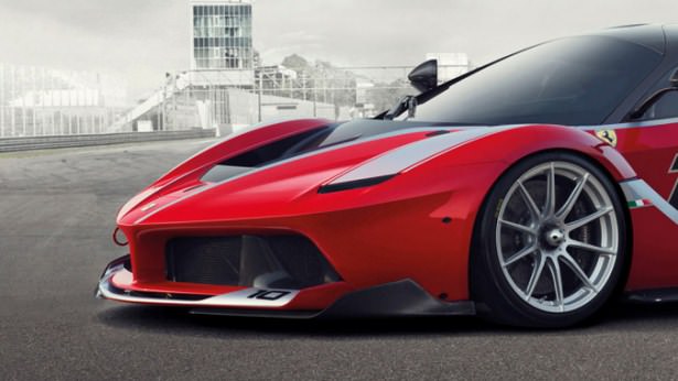 Ferrari'den 1035 beygirlik bomba!