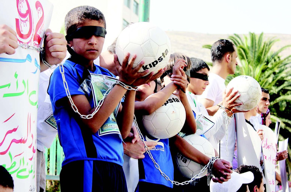 ''Ben terörist değil futbolcuyum!''