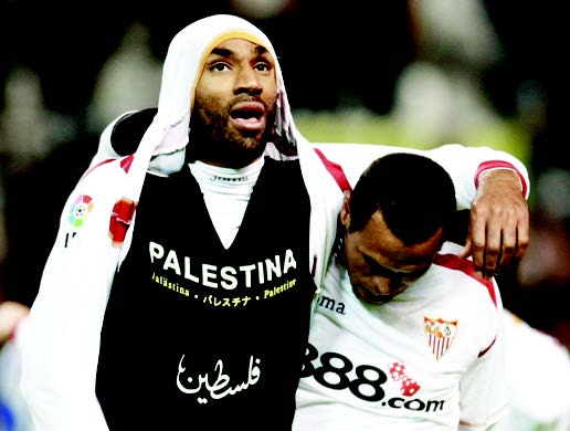 ''Ben terörist değil futbolcuyum!''