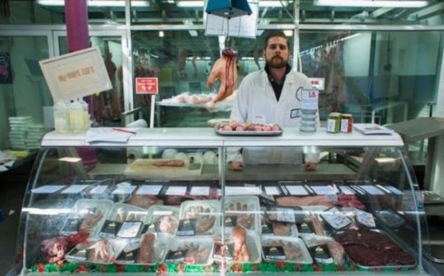 İnsan eti satan kasap