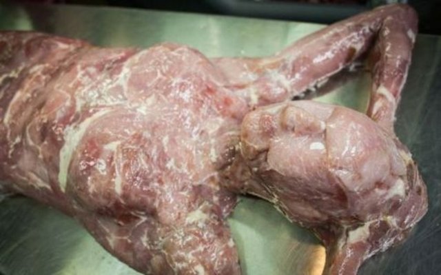 İnsan eti satan kasap