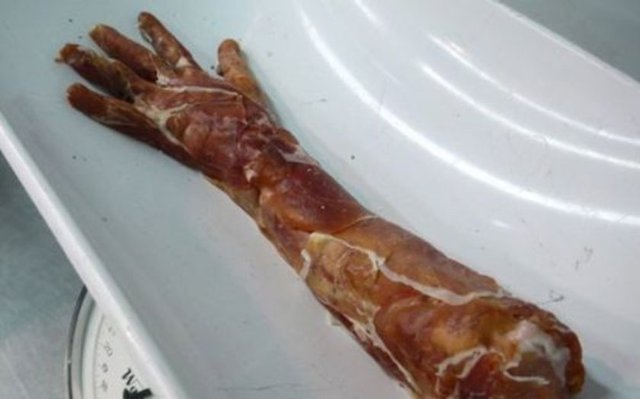 İnsan eti satan kasap