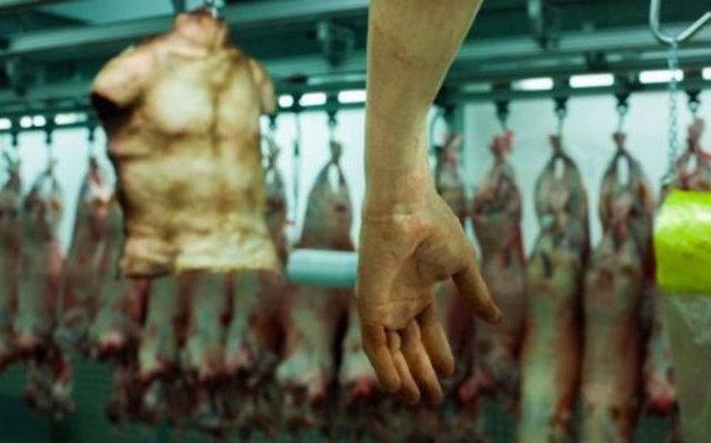 İnsan eti satan kasap