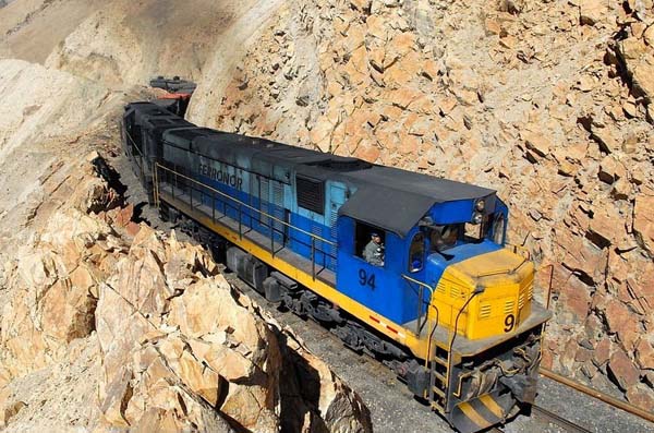 Bulutlara giden tren