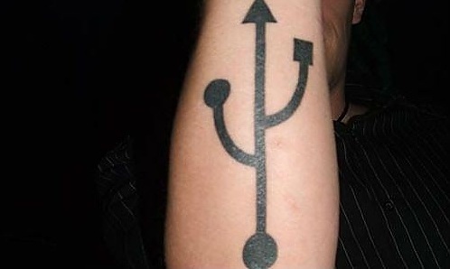 Bu dövmeler teknoloji meraklılarına