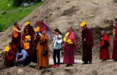 Akıl almaz gelenek!