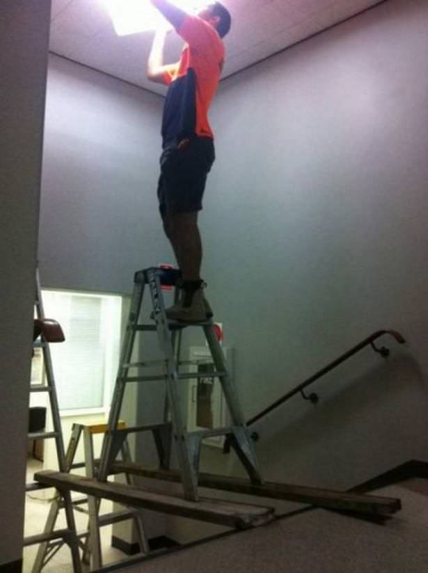 Biri iş güvenliği mi dedi?